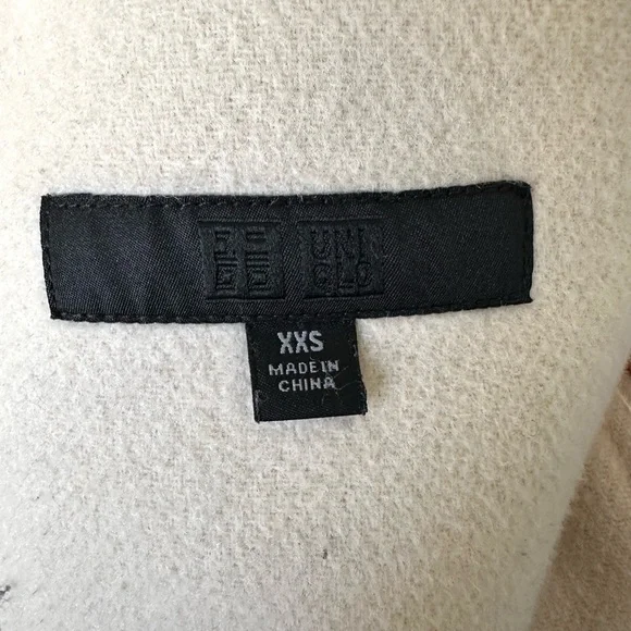 Uniqlo Light Camel Coat with Cream Interior Petite Fit with Hood and pockets - Picture 8 of 16